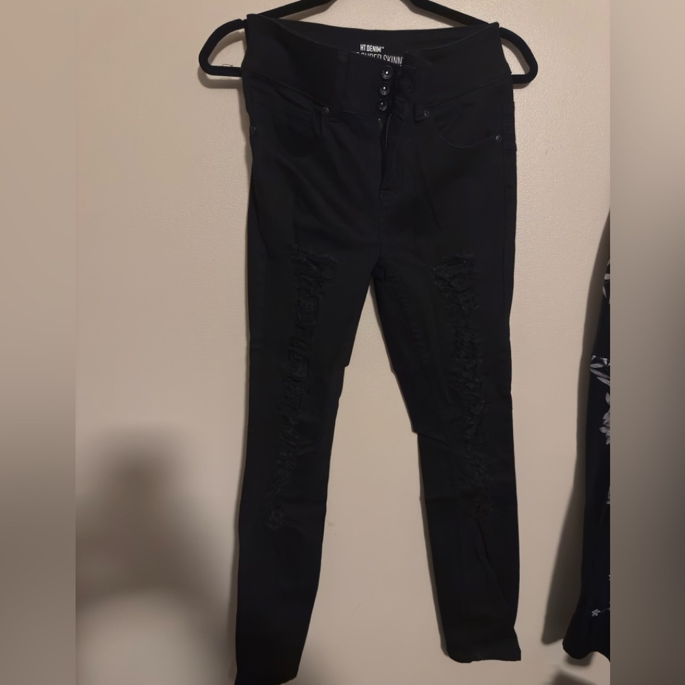 Hot Topic Black High Rise Women Jeans
